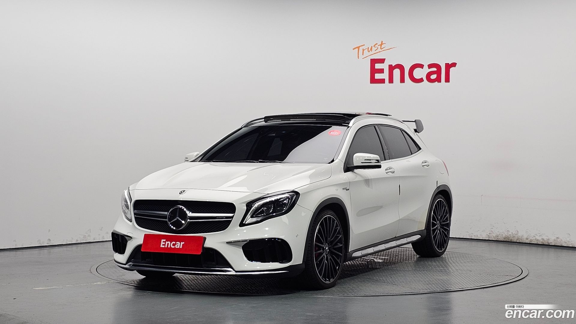 Mercedes-Benz GLA-Class GLA45 AMG 4MATIC 2017