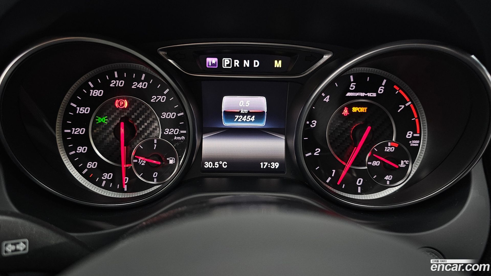Mercedes-Benz GLA-Class GLA45 AMG 4MATIC 2017