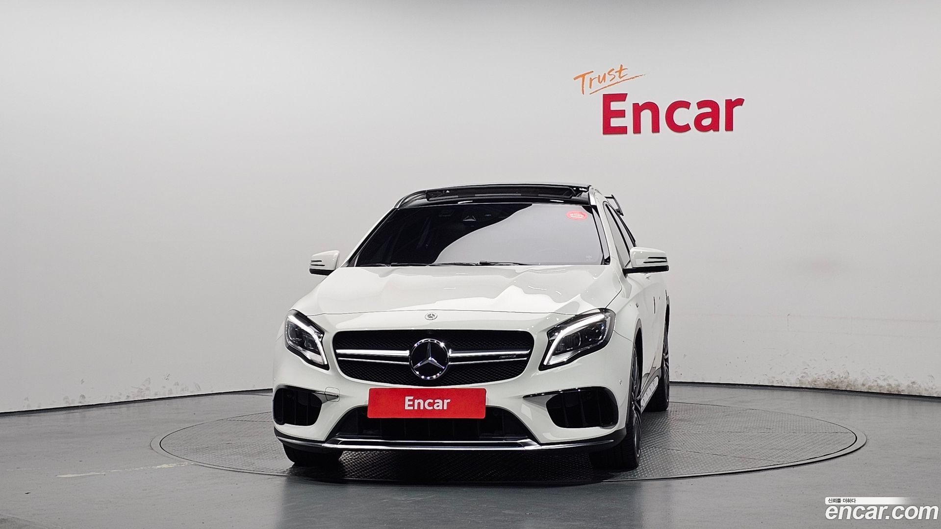 Mercedes-Benz GLA-Class GLA45 AMG 4MATIC 2017