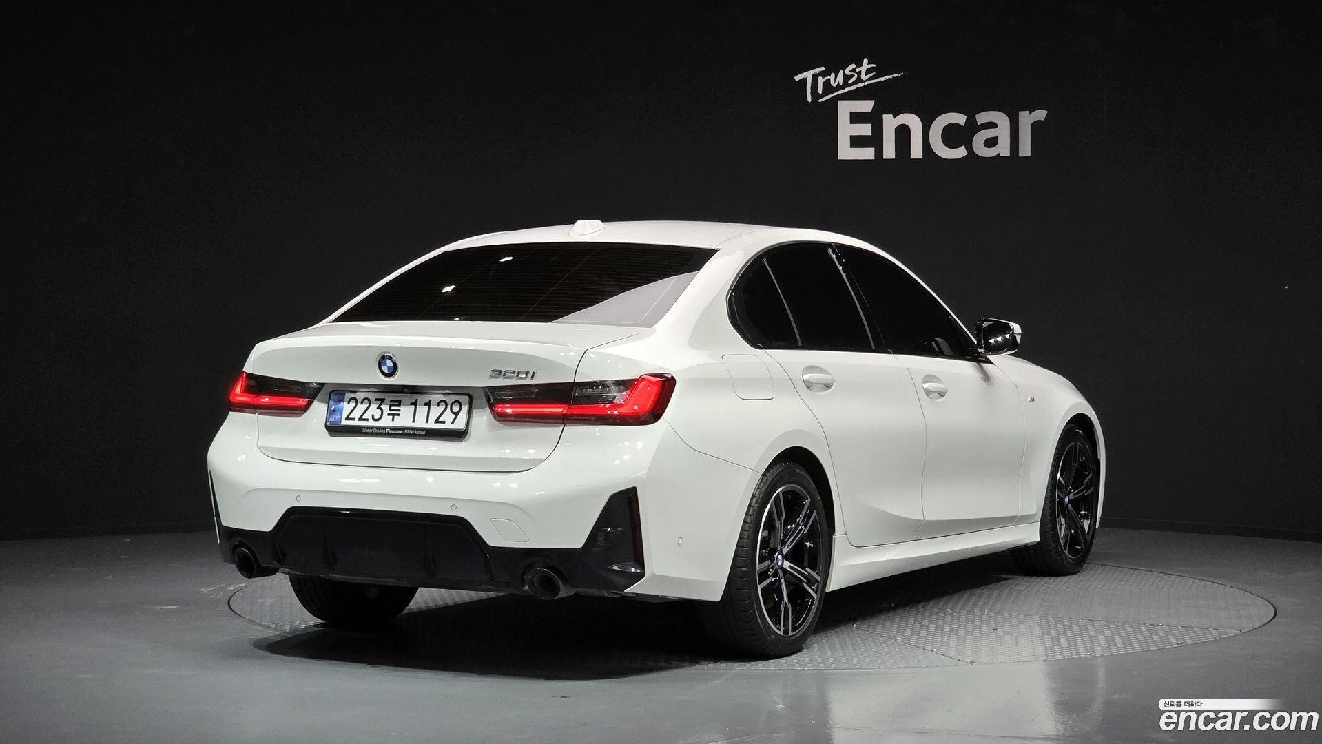 BMW 3-Series 320i M Sport 2023