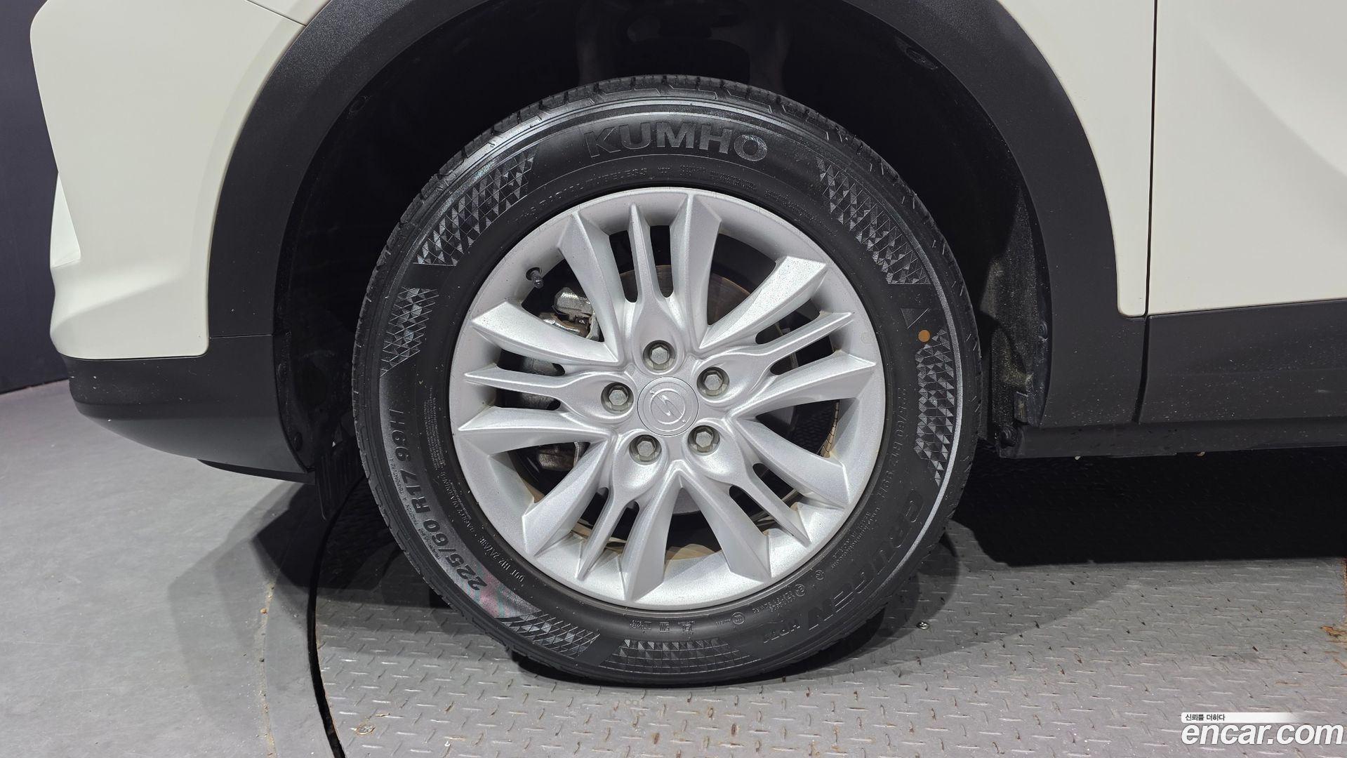 KG Mobility KORANDO Gasoline 1.5 2WD C3 Plus