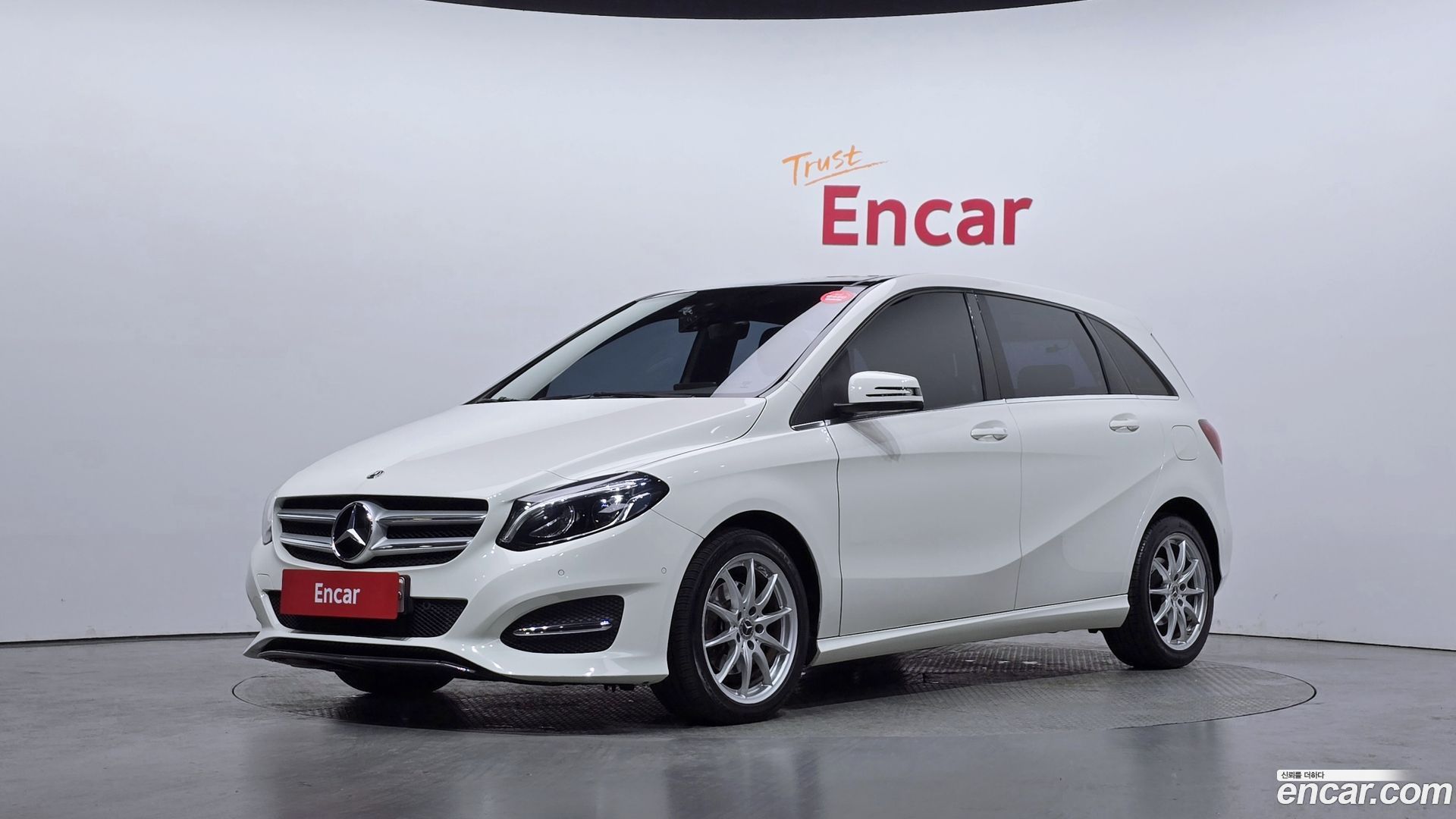 Mercedes-Benz B-Class B200 d 2014
