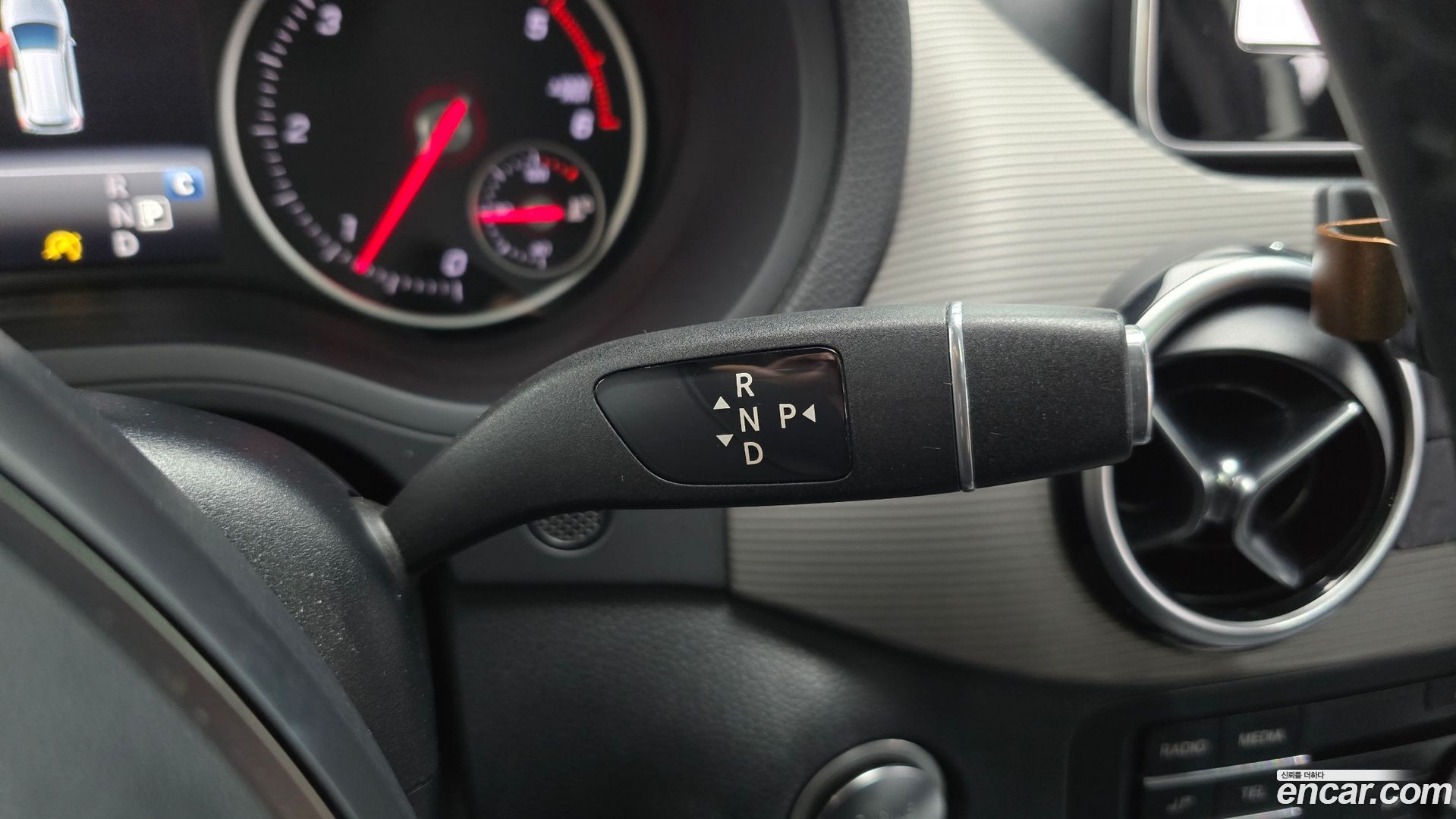 Mercedes-Benz B-Class B200 d 2014