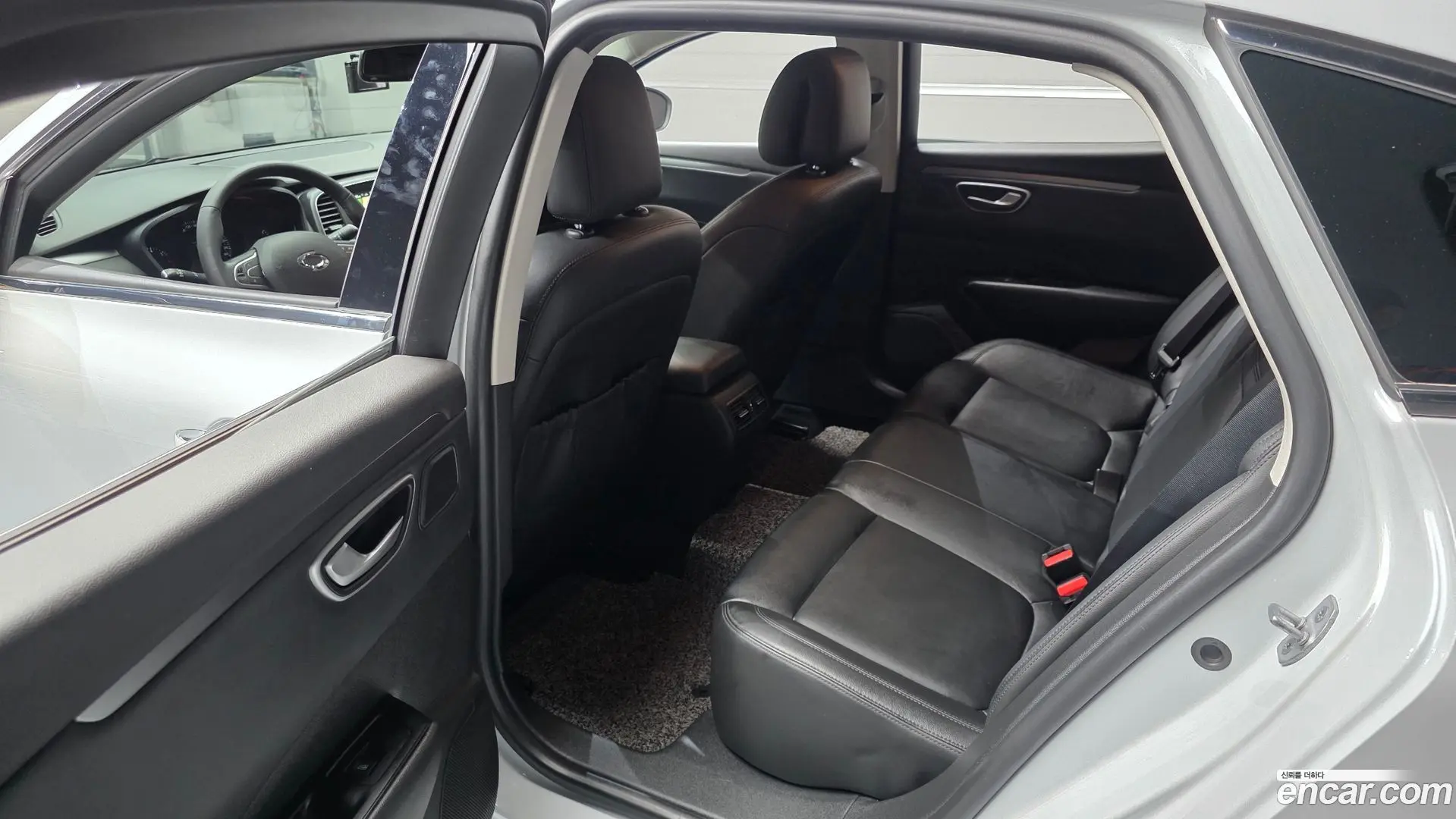 Renault Korea SM6 2.0 LPe SE (Disabled)