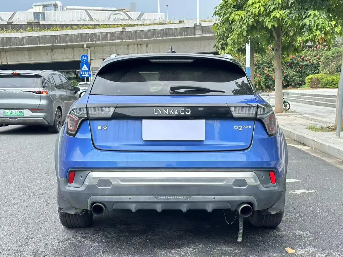 Lynk & Co 02 2018 2.0T DCT 4WD Dynamic Pro China V