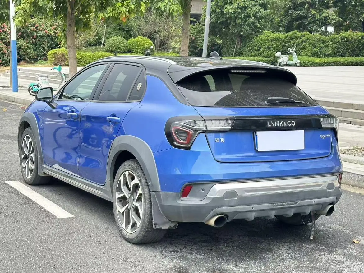 Lynk & Co 02 2018 2.0T DCT 4WD Dynamic Pro China V
