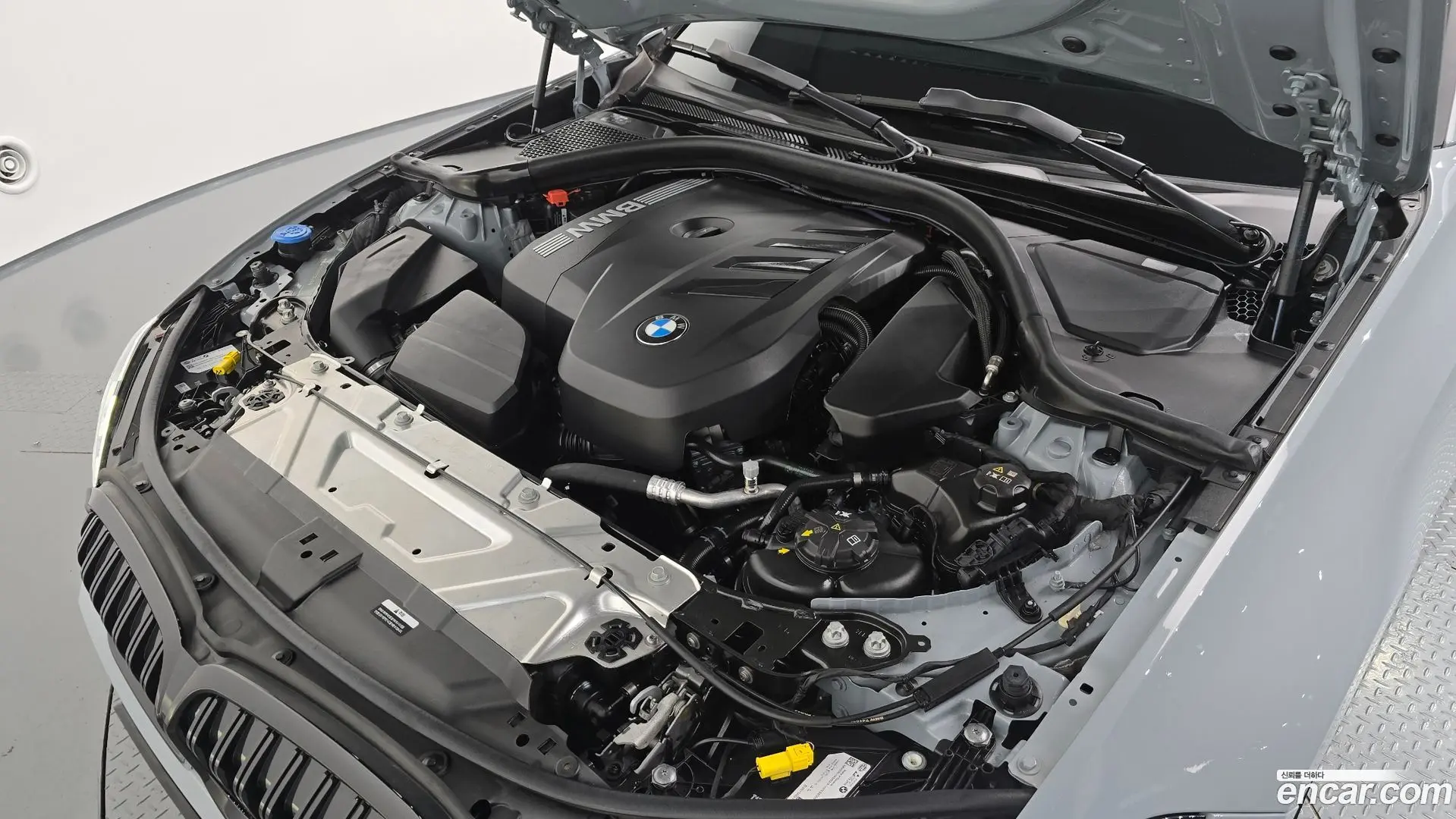 BMW 3-Series 320i M Sport 2023