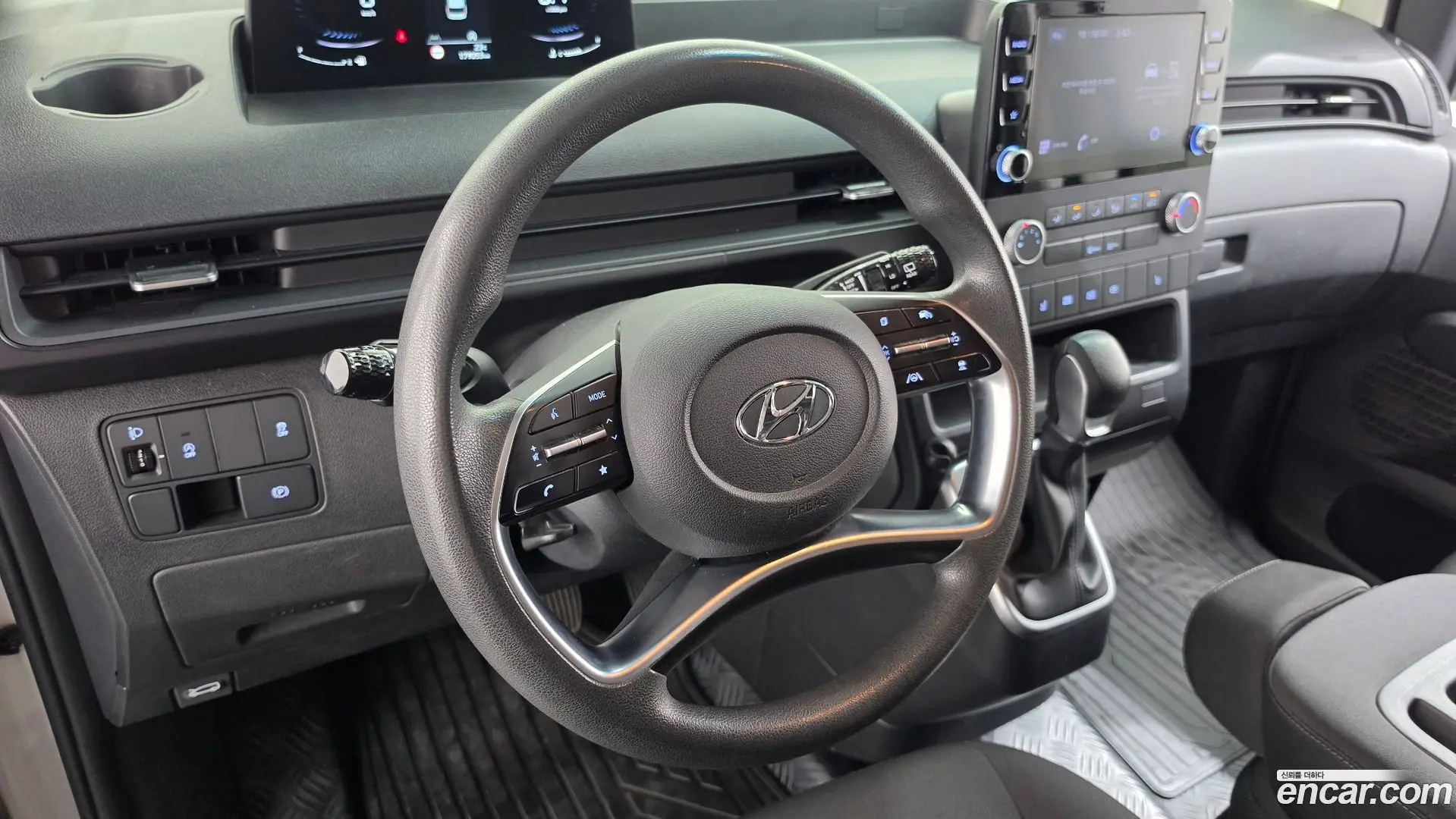 Hyundai Staria Cargo 3-Seater 2021
