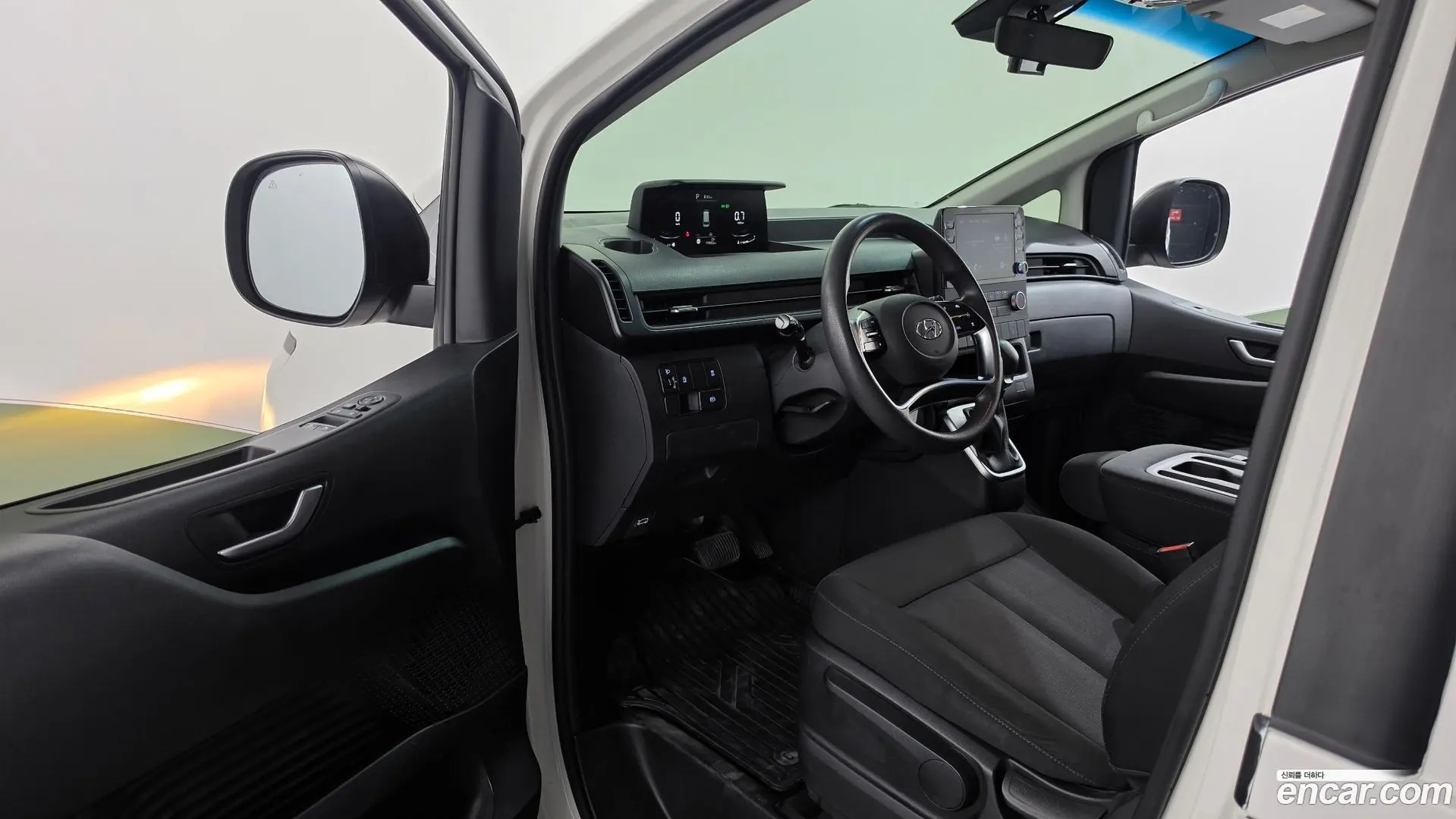 Hyundai Staria Cargo 3-Seater 2021