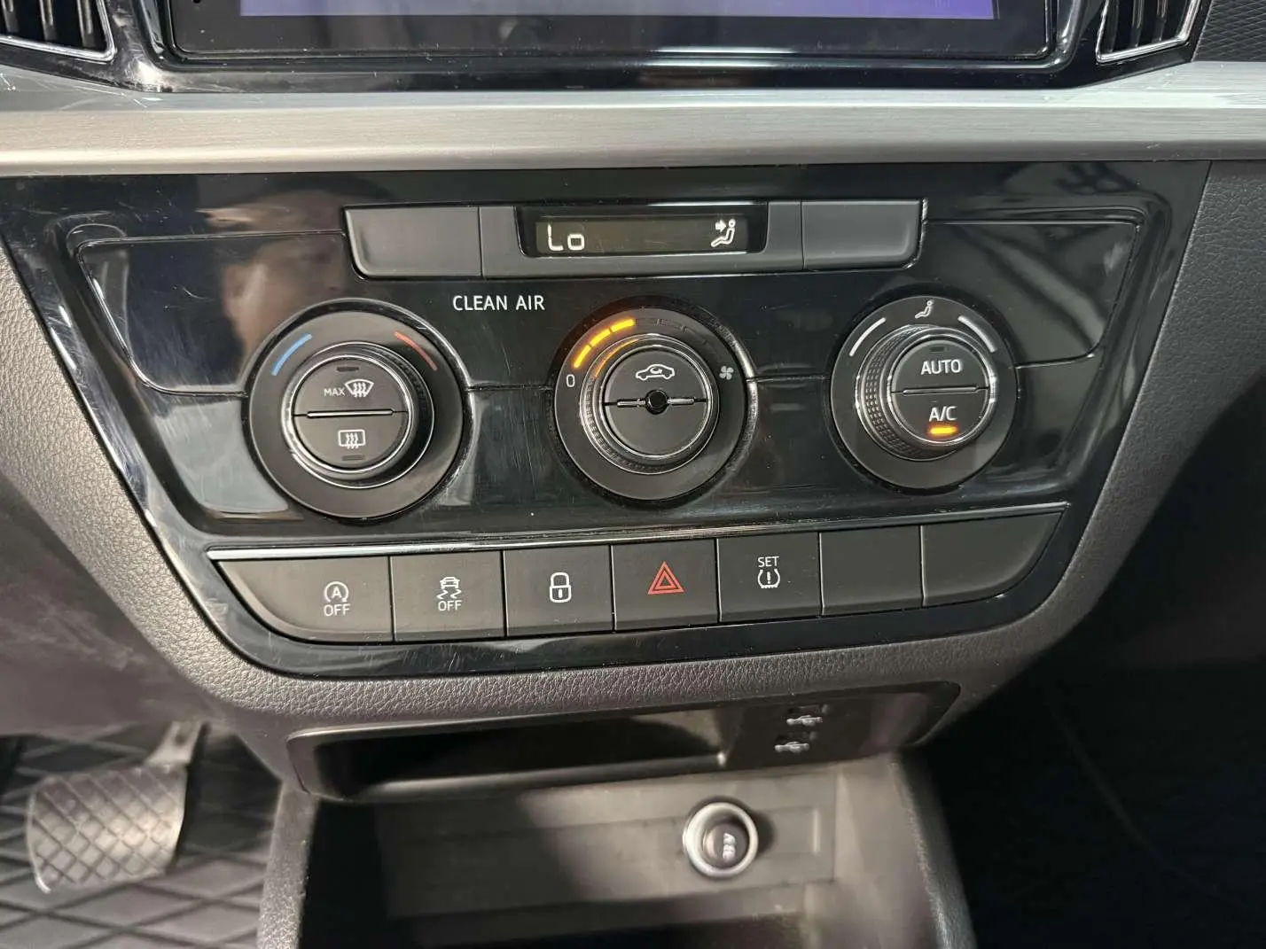 Skoda GT 2023 Facelift 1.5L Auto Exclusive