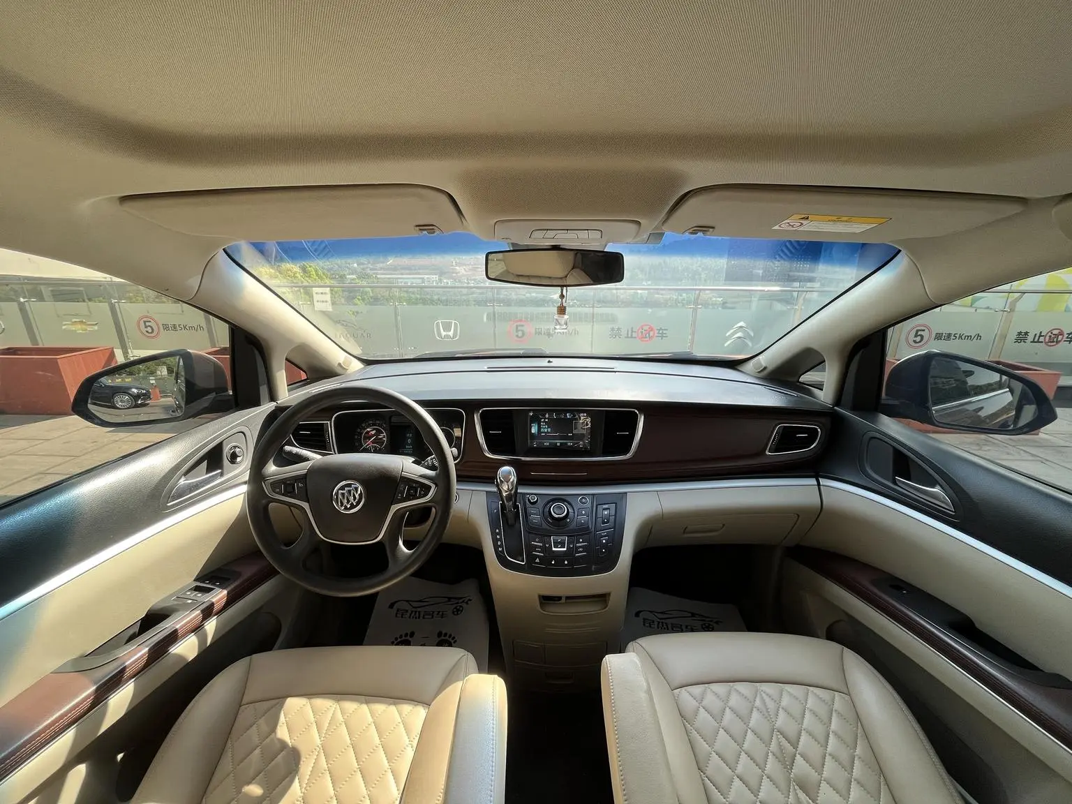 Buick GL8 2018 28T Comfort China VI