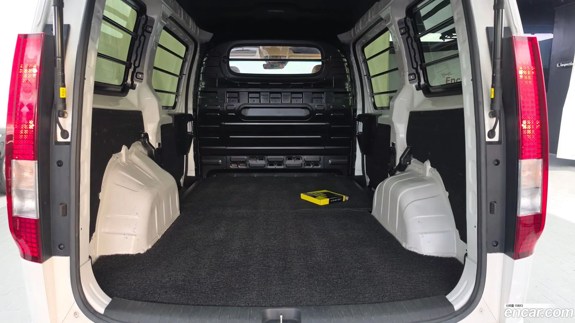 Hyundai Staria Cargo 3-Seater 2022