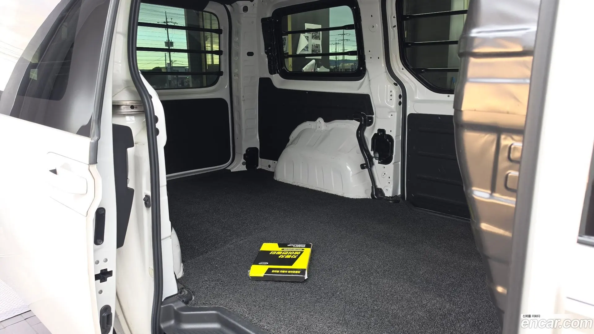 Hyundai Staria Cargo 3-Seater 2022