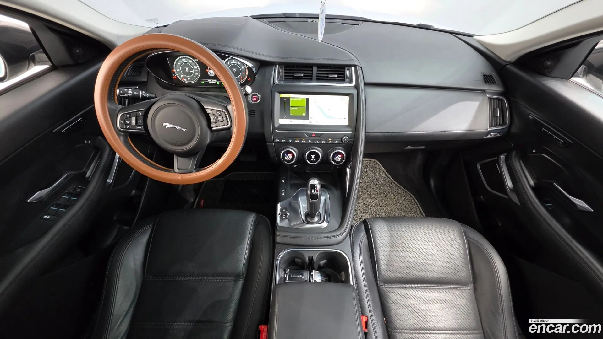 Jaguar E-PACE P250 SE