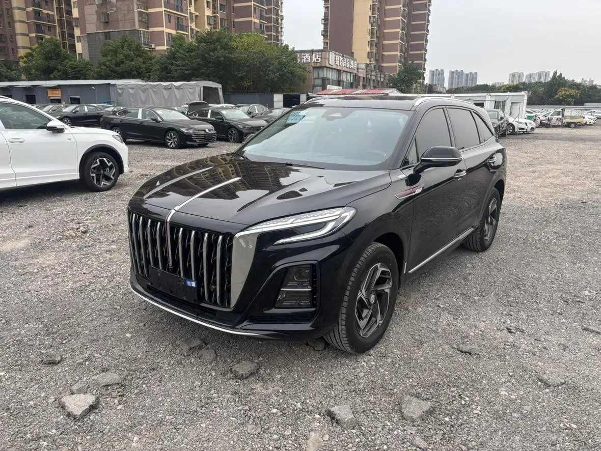 Hongqi HS3 2025 1.5T