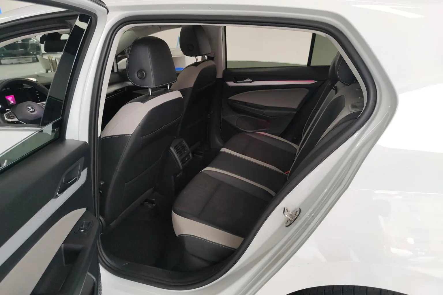 Volkswagen Golf 2021 280TSI DSG Pro
