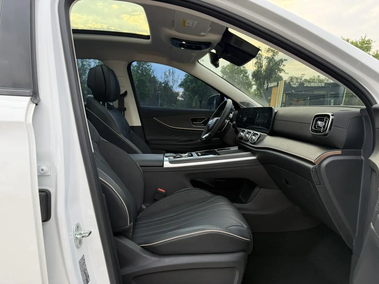 Chery Tiggo 9 2023 2.0T DCT 2WD Premium 5 seat