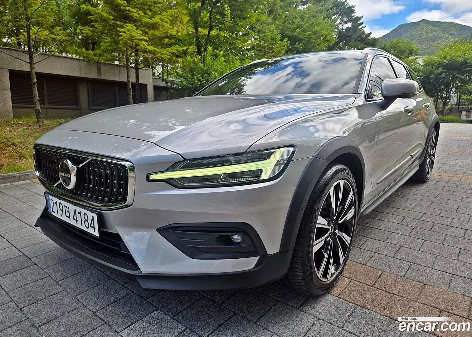 Volvo V60 B5 Ultimate AWD