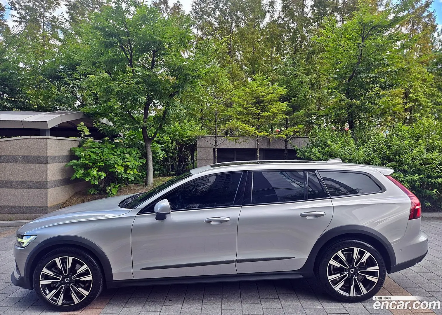 Volvo V60 B5 Ultimate AWD