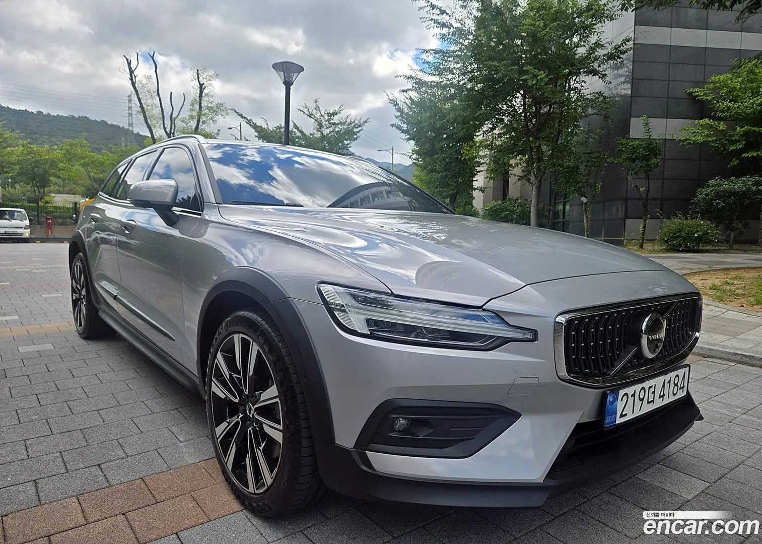 Volvo V60 B5 Ultimate AWD