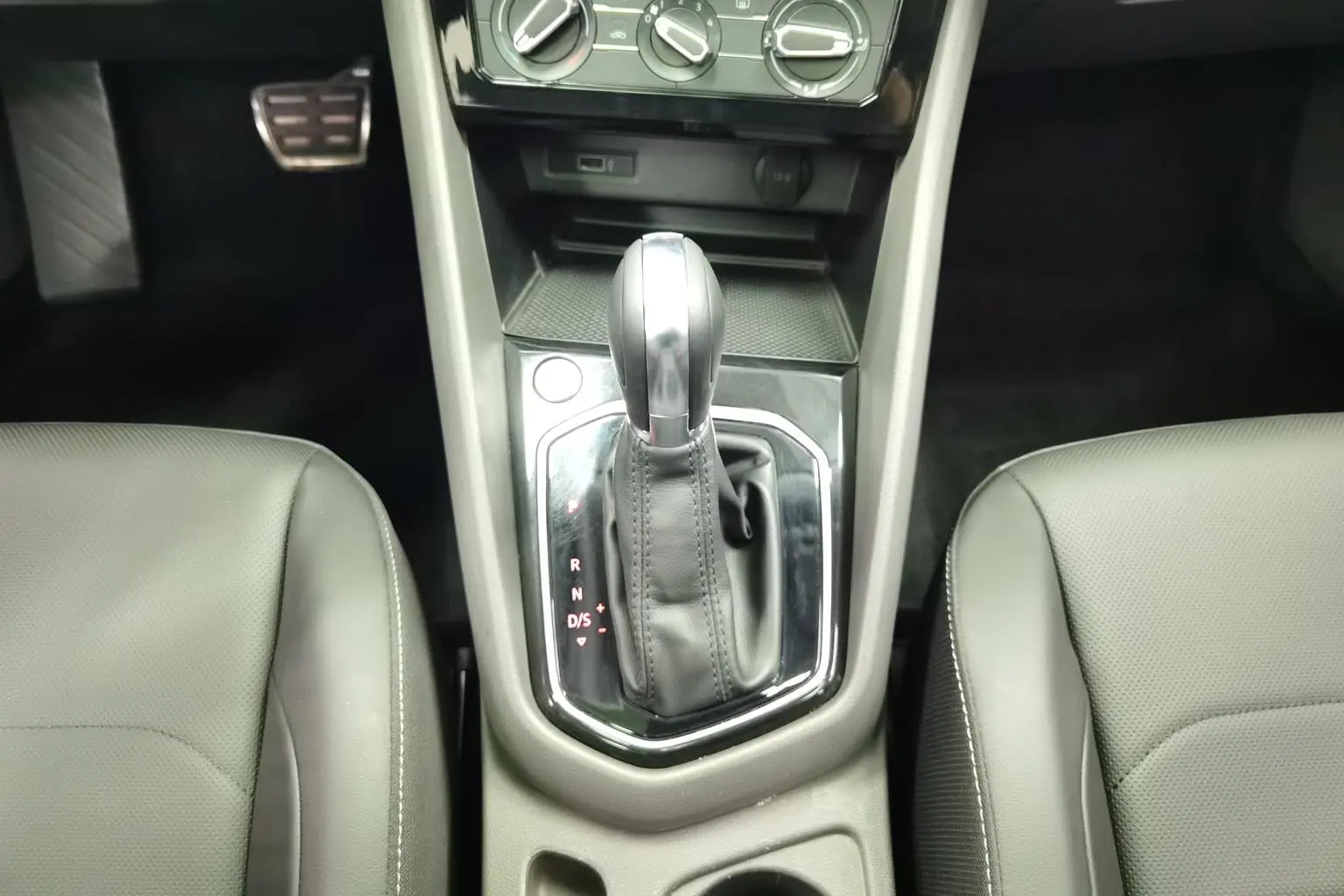 Jetta VS7 2020 1.4T Auto Comfort Plus