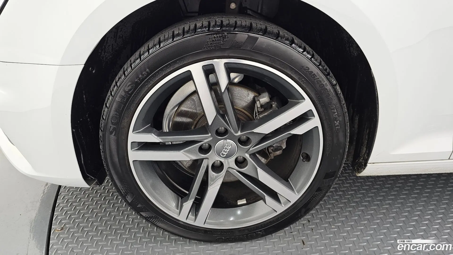 Audi A4 40 TFSI Premium