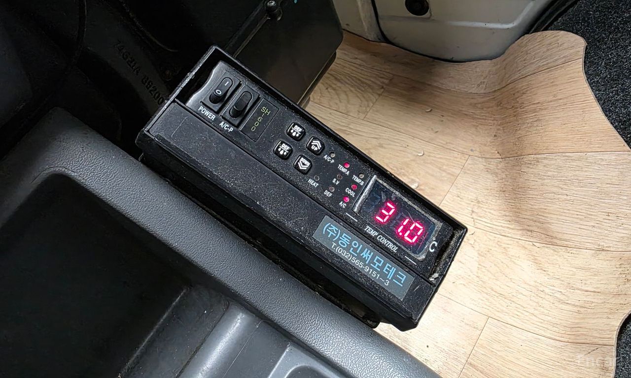 Chevrolet (GM Daewoo) New Labo refrigerated vehicle standard type 2017