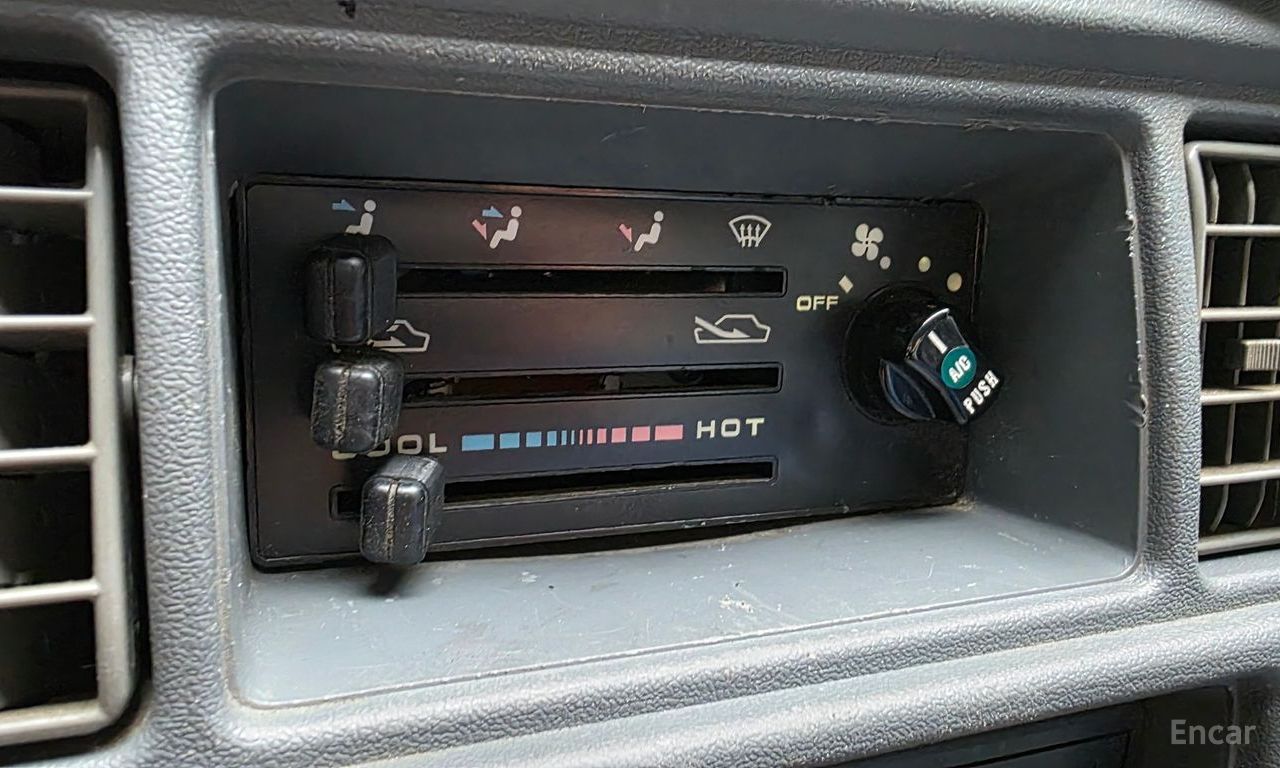 Chevrolet (GM Daewoo) New Labo refrigerated vehicle standard type 2017