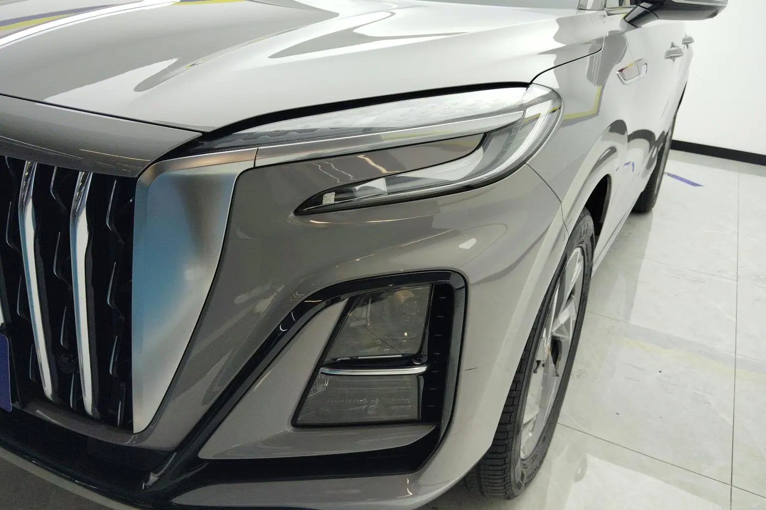 Hongqi HS3 2023 2.0T