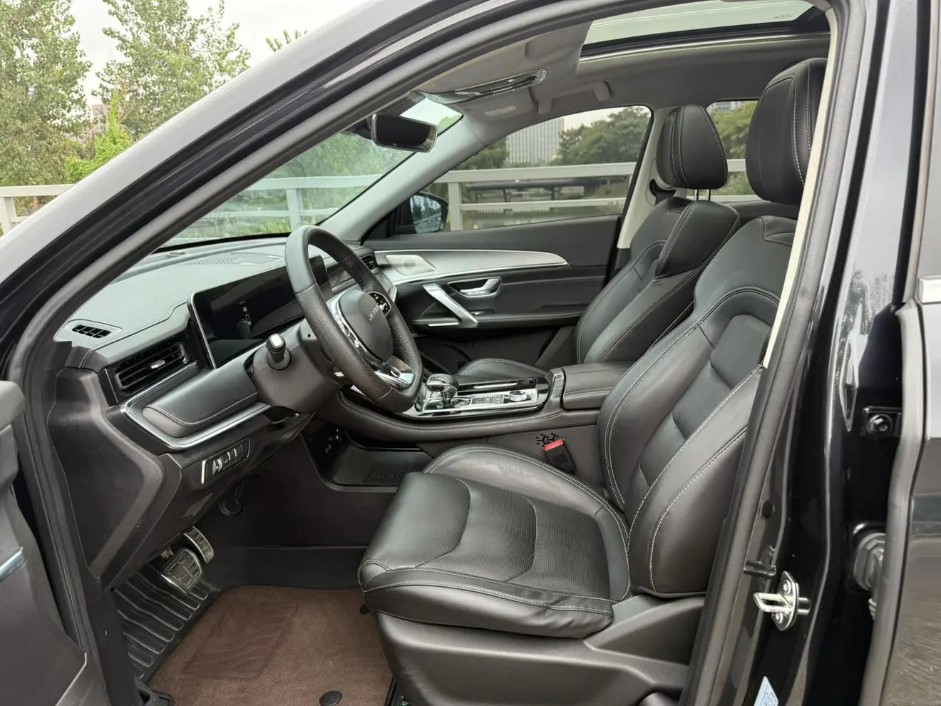 Jetour X70 PLUS 2022 1.6T DCT Pro+ 5 seat