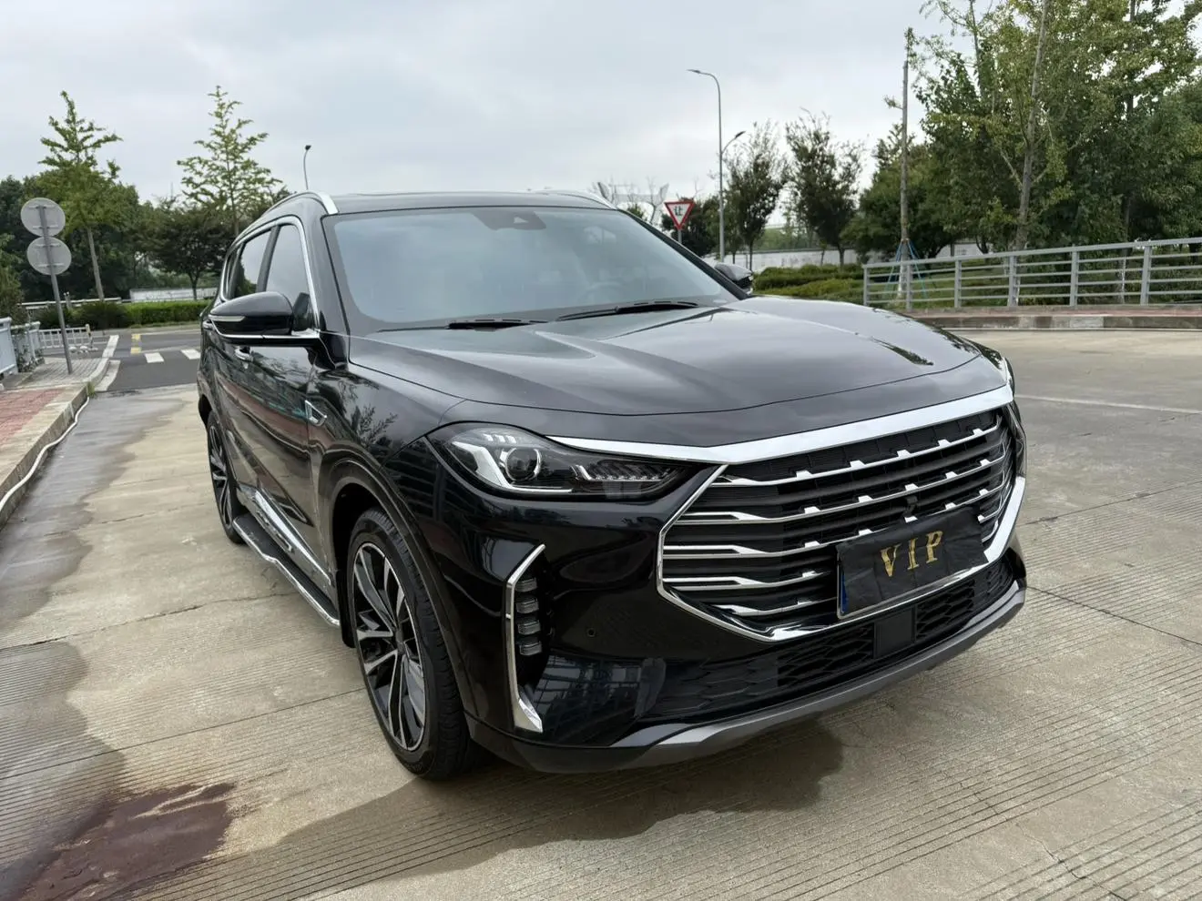 Jetour X70 PLUS 2022 1.6T DCT Pro+ 5 seat
