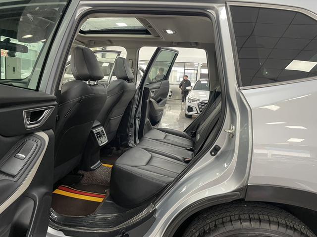 Subaru FORESTER Forester 2022 2.0i AWD Luxury EyeSight