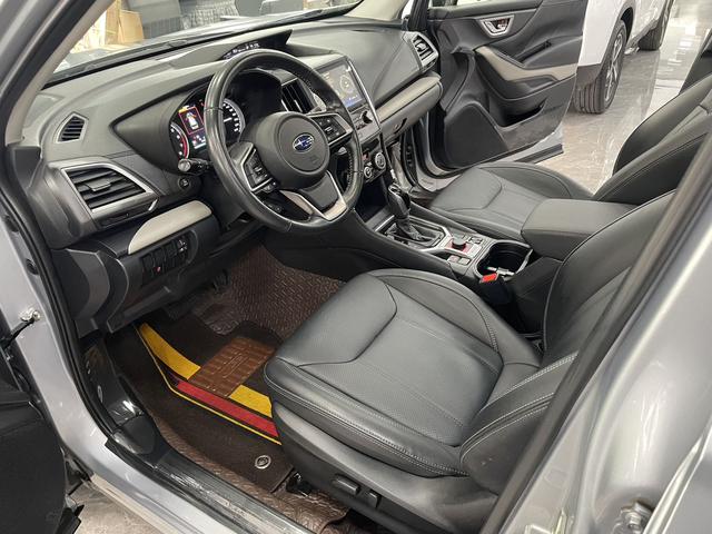 Subaru FORESTER Forester 2022 2.0i AWD Luxury EyeSight
