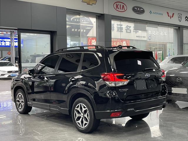Subaru FORESTER Forester 2022 2.0i AWD Luxury EyeSight