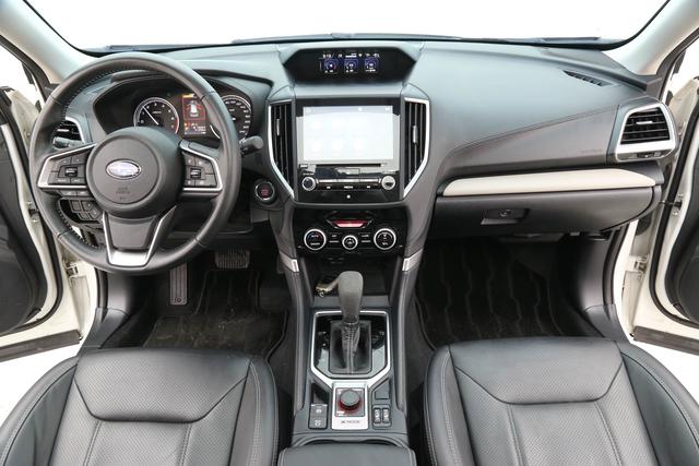 Subaru FORESTER Forester 2022 2.0i AWD Luxury EyeSight