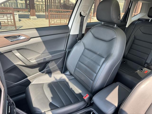 Volkswagen Tharu 2022 280TSI 2WD Luxury