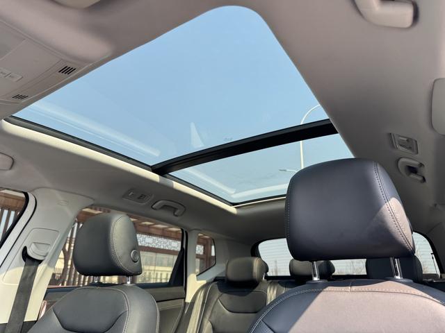 Volkswagen Tharu 2022 280TSI 2WD Luxury