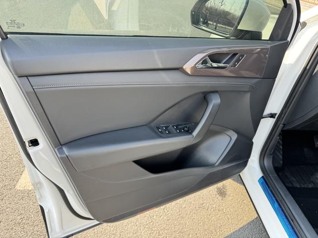 Volkswagen Tharu 2022 280TSI 2WD Luxury