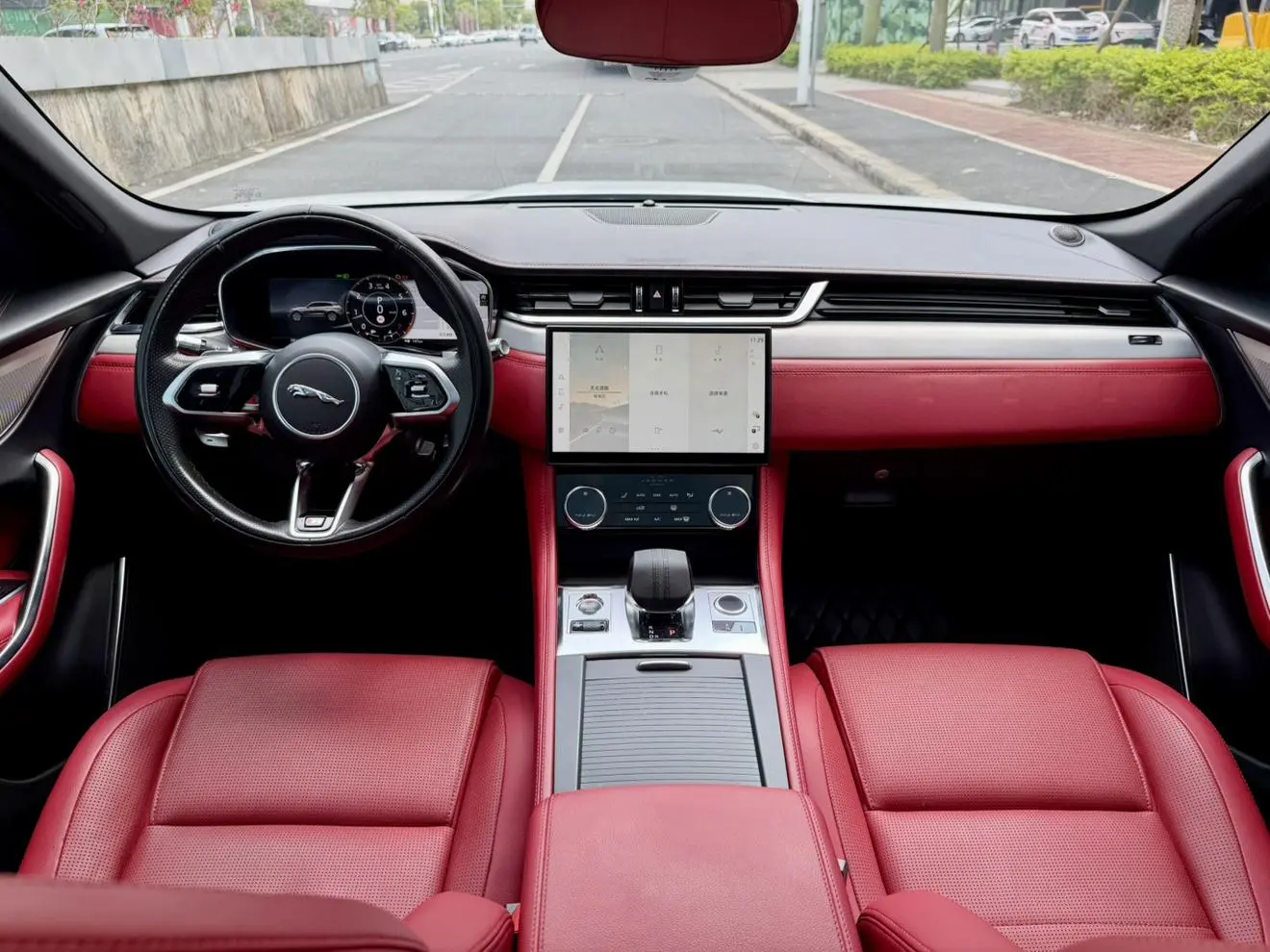 Jaguar F-PACE 2021 250PS R-Dynamic S