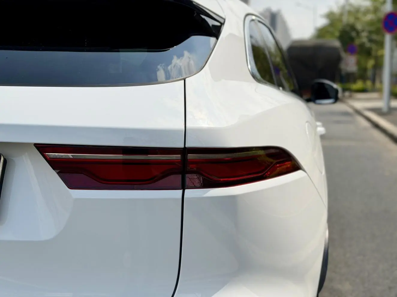 Jaguar F-PACE 2021 250PS R-Dynamic S