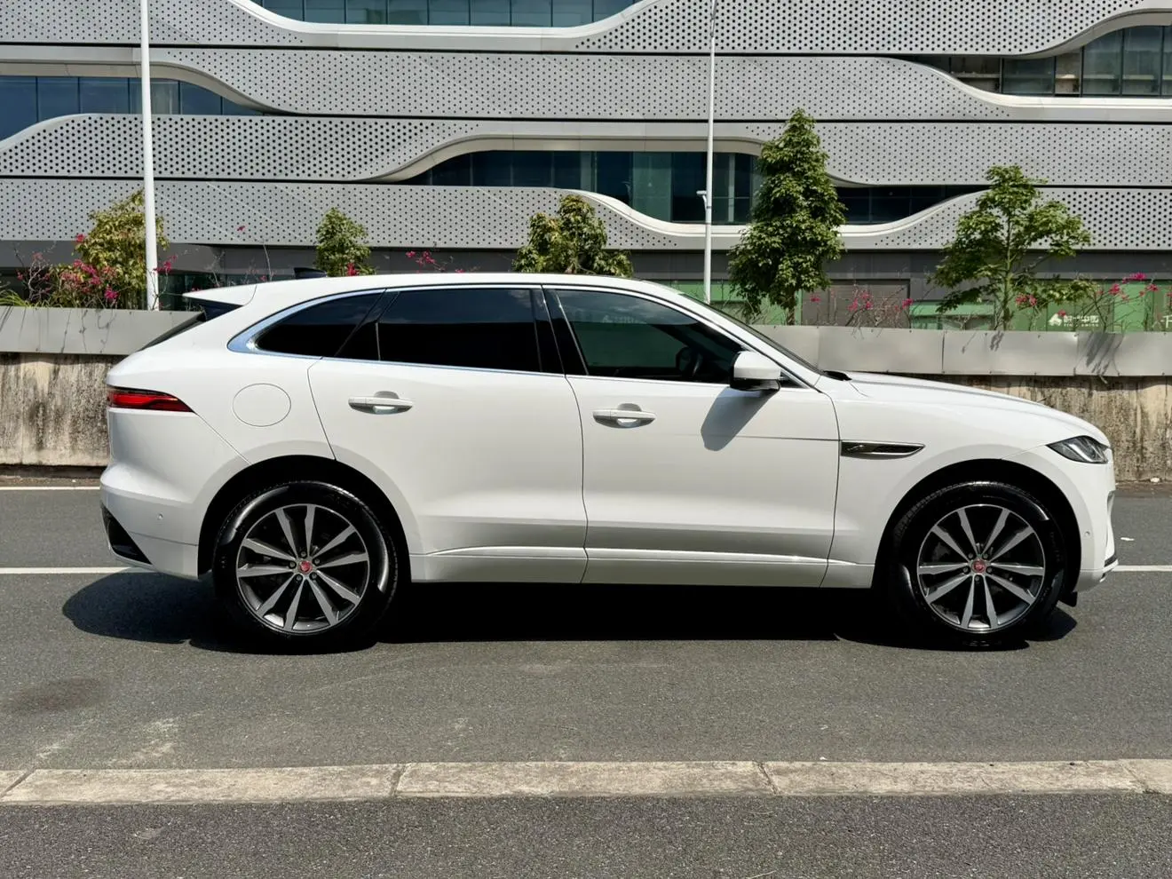 Jaguar F-PACE 2021 250PS R-Dynamic S