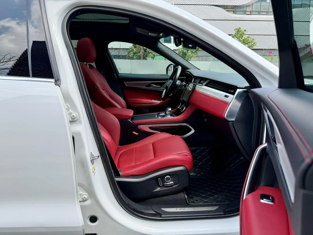 Jaguar F-PACE 2021 250PS R-Dynamic S