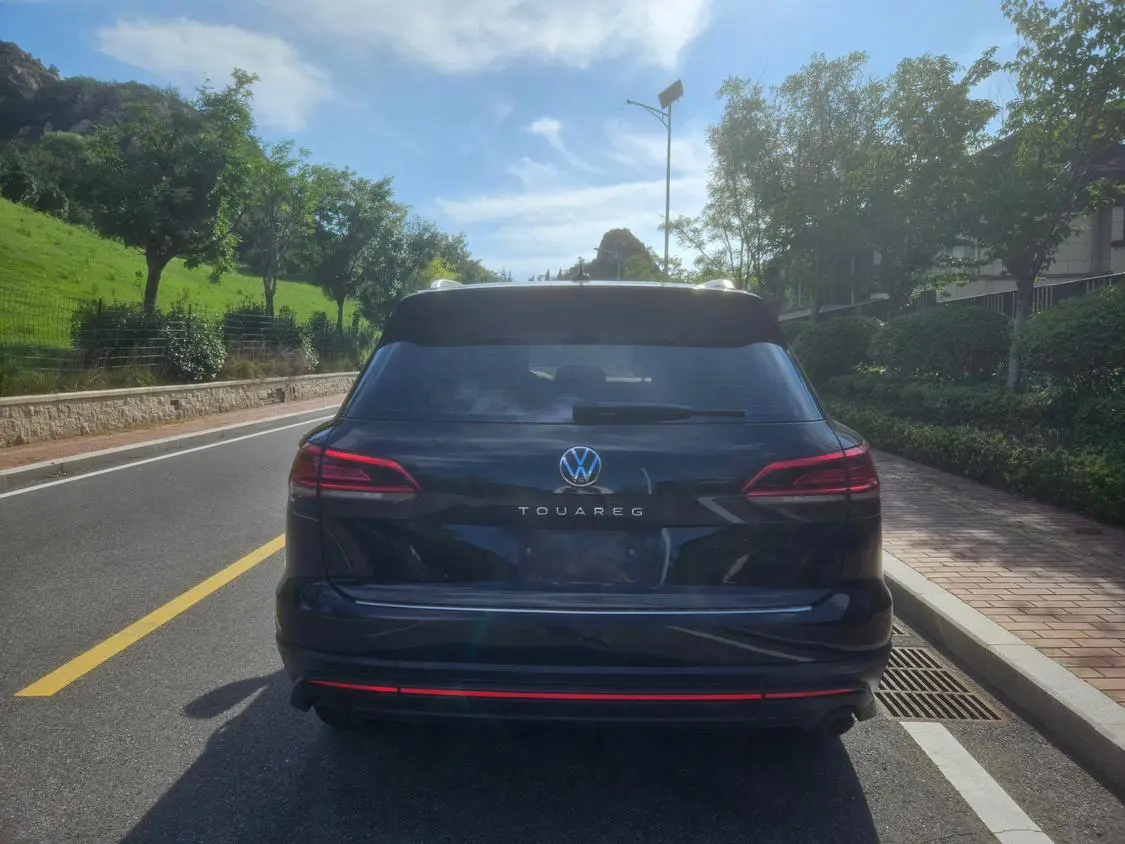 Volkswagen Touareg 2021 2.0TSI