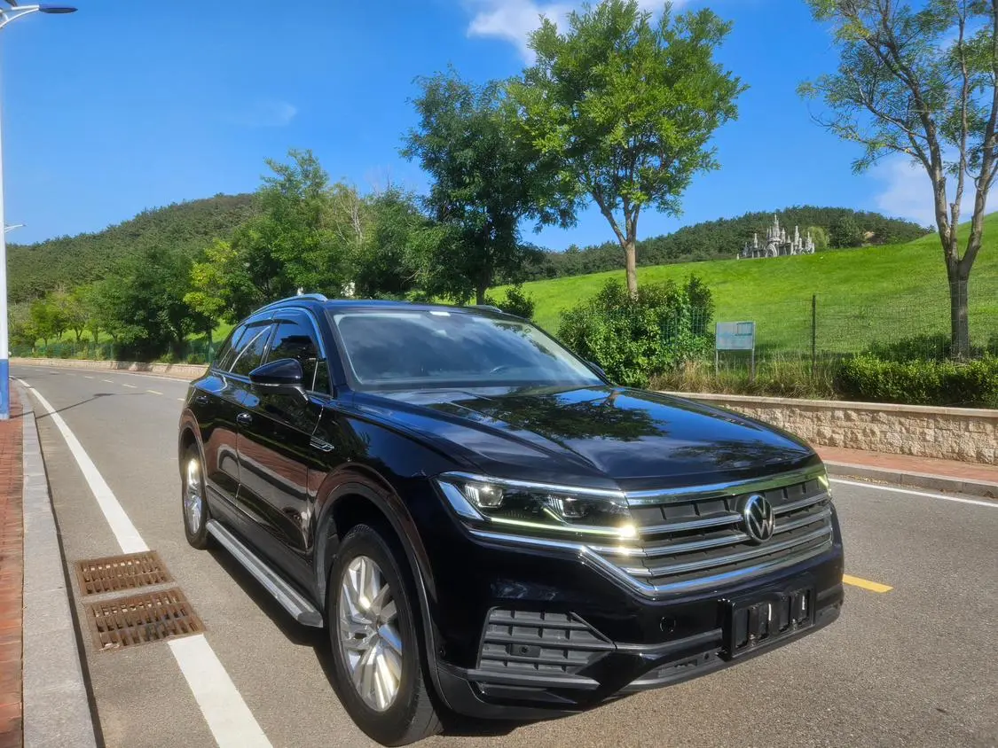 Volkswagen Touareg 2021 2.0TSI