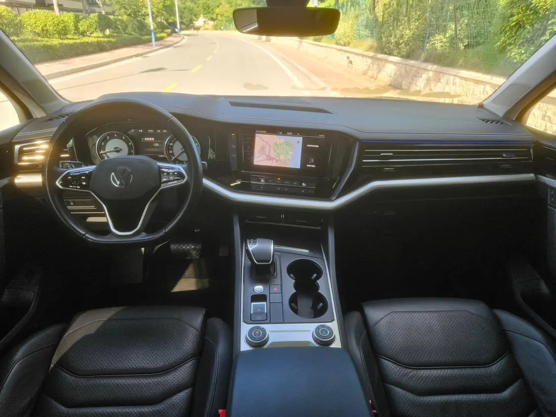 Volkswagen Touareg 2021 2.0TSI