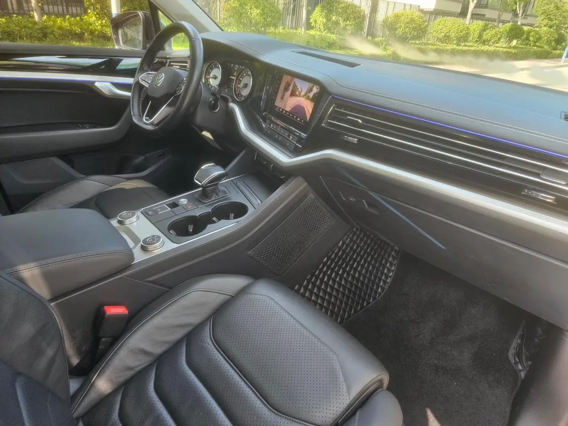 Volkswagen Touareg 2021 2.0TSI