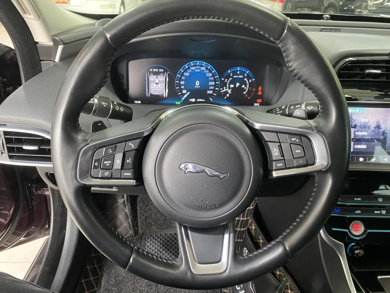 Jaguar XEL 2019 2.0T 200PS Premium Plus