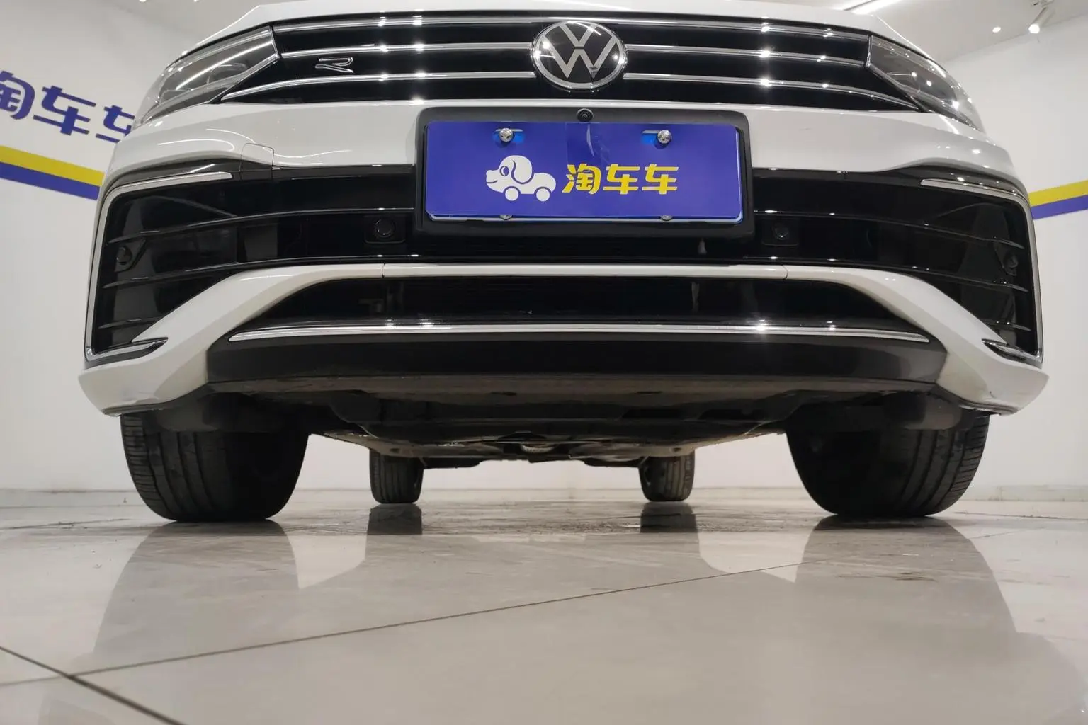 Volkswagen Tiguan L 2023 Facelift 330TSI 2WD R-Line Premium Enjoy