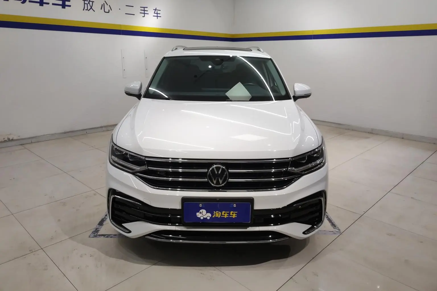 Volkswagen Tiguan L 2023 Facelift 330TSI 2WD R-Line Premium Enjoy