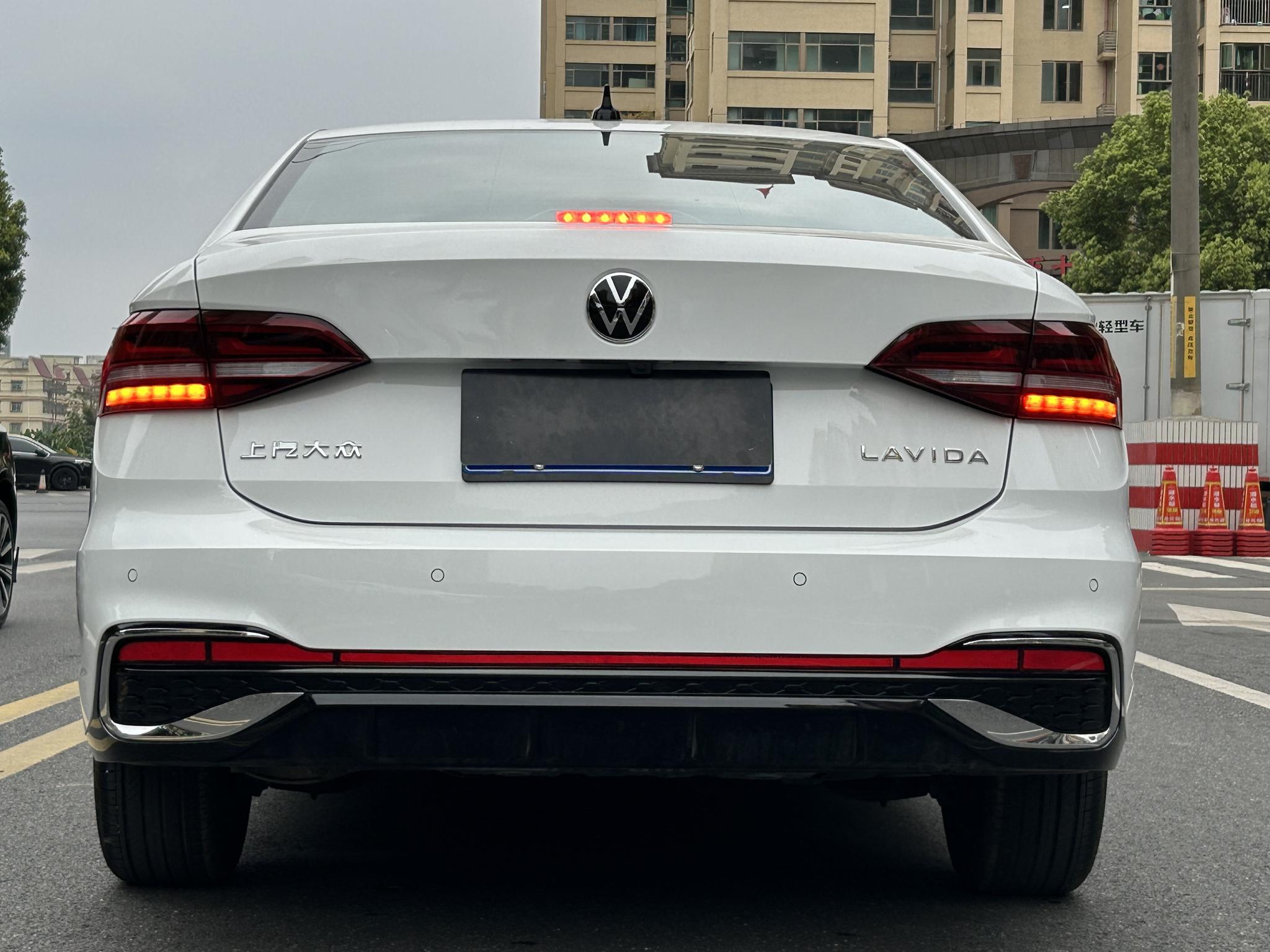 Volkswagen Lavida 2026 1.5L Auto Star 5